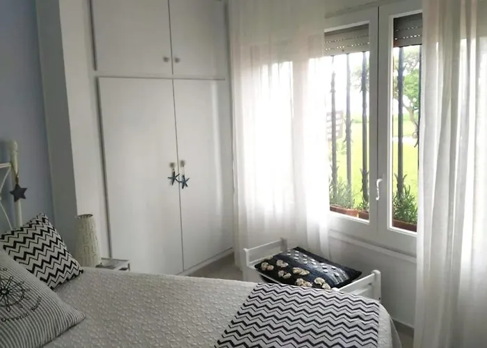 Little Paradise . Apartment In Front Of The Sea